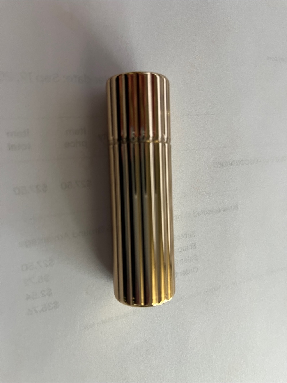 Estée Lauder Futurist Full Treatment Lipstick 04 Blazing Berry - DISCONTINUED